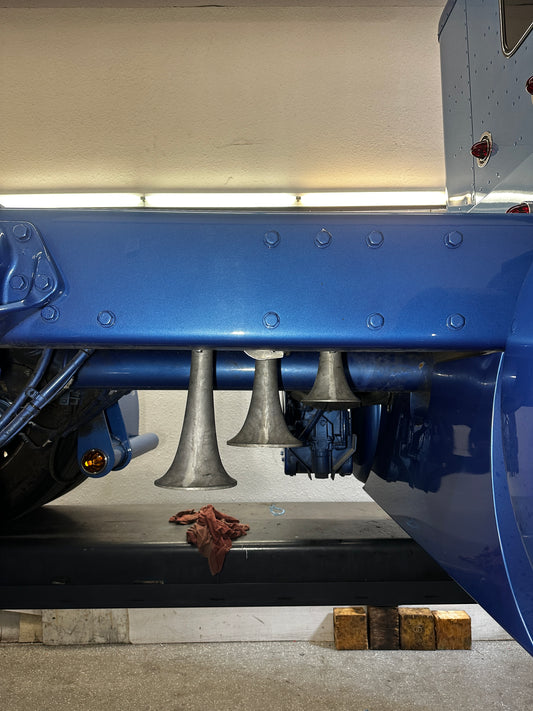 Train horn bracket